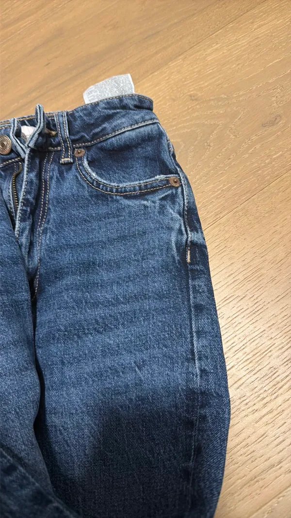 ZARA Jeans - Image 3