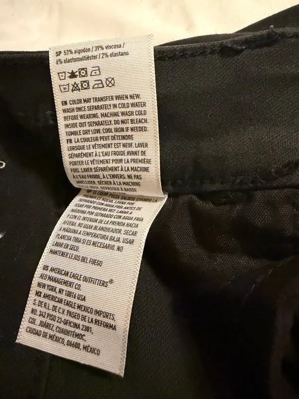 American Eagle Distressed Skinny Jeans - Image 6