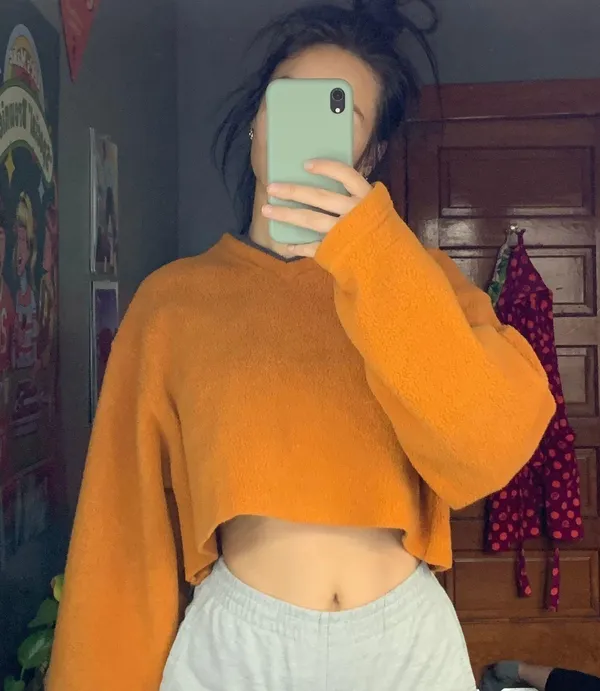 Basic Editions Cropped Orange V Neck Sweater - Image 2