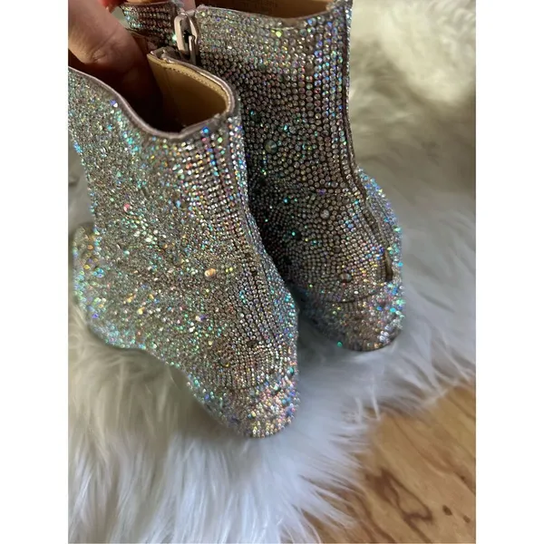 Betsey Johnson Kyla sparkly boots with little stones crystals size 6 1/2 small h - Image 3