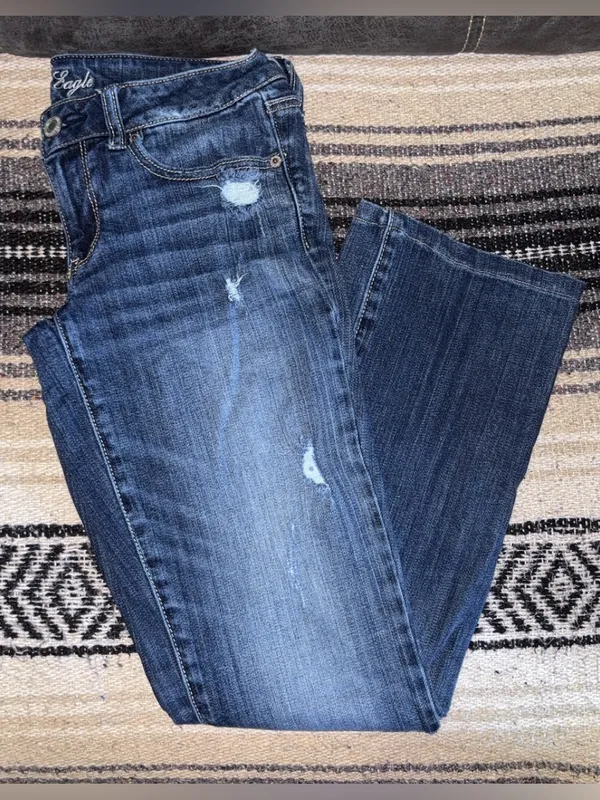 American Eagle Outfitters Straight-Leg Women's Jeans - Image 2
