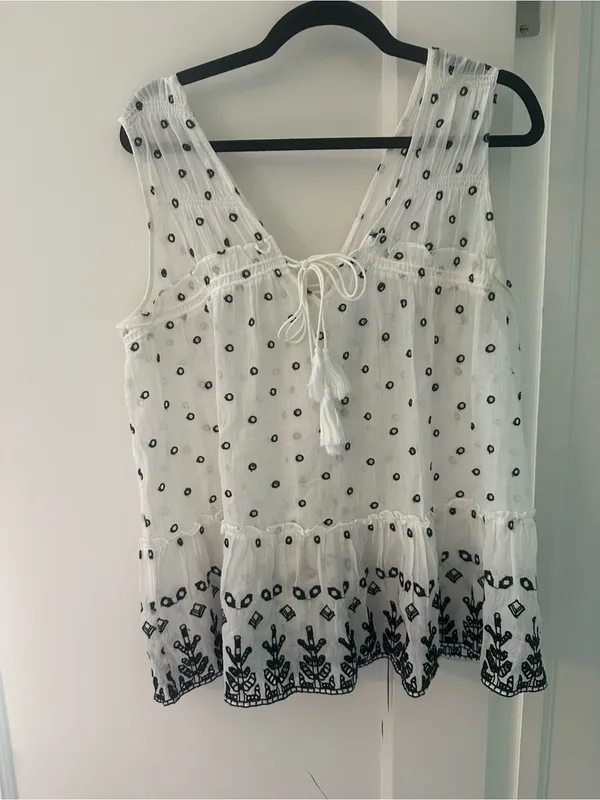 Derek Lam Crosby babydoll top eyelet white navy tie soft and pretty size 10 - Image 6
