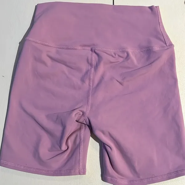 ALO Yoga Purple Bike Shorts High-Rise Seamless - Image 7