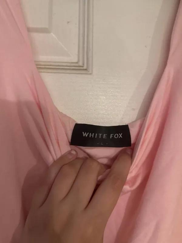 Brand New White Fox Taking Off Top Baby Pink Women’s Size Large - Image 8