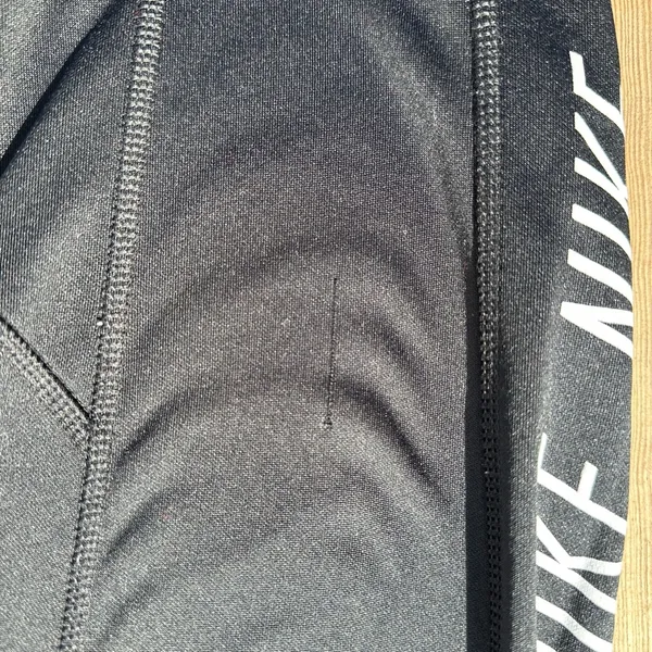women’s small nike dri-fit black joggers with pockets - Image 5