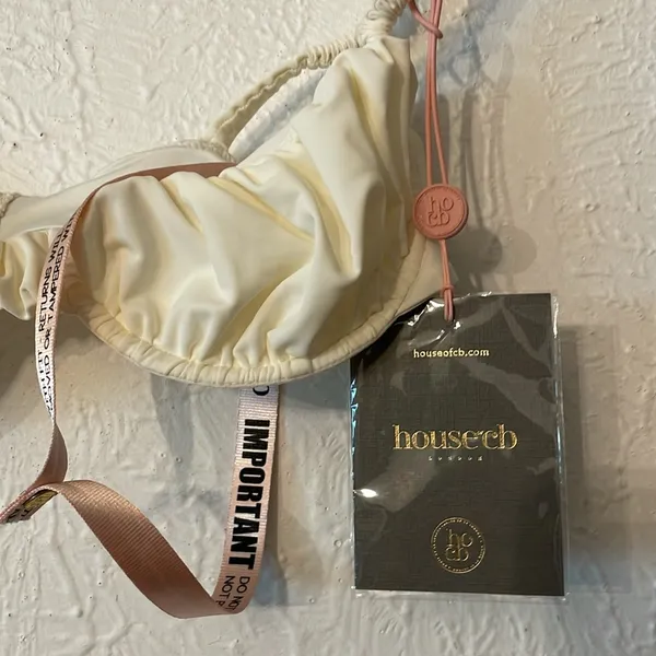 NWT HOUSE OF CB Cassis Ruched Underwired Bikini Top In Ivory Size Small - Image 5
