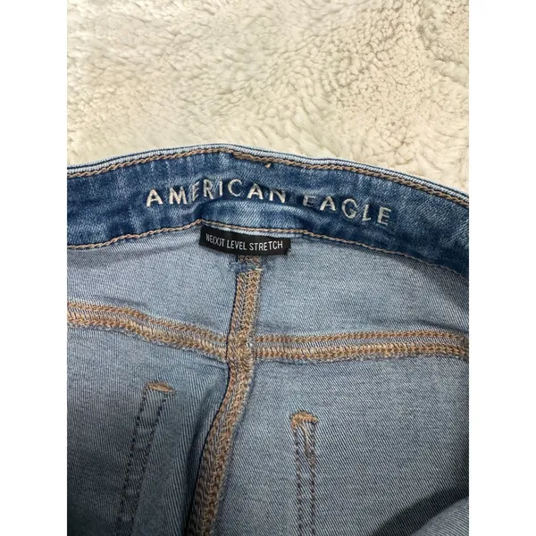 American Eagle Wide Flare Jeans Size 4R Medium Wash Retro Y2K Denim - Image 3
