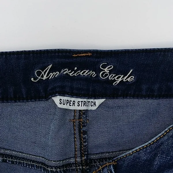 American Eagle Destroyed Super Stretch Shorts Sz 6 - Image 7