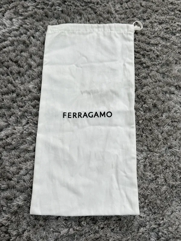 Single Salvatore Ferragamo Off White Canvas Storage Dustbag Cover 16x8 - Image 2