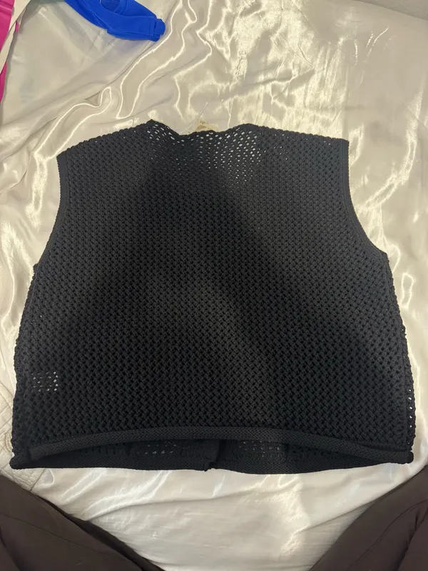 Boutique Vest Sweater Knit - Image 3