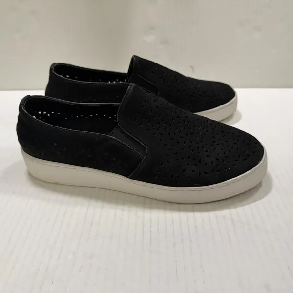 Vionic Shoes Womens 7.5 Black Leather Perforated Slip On Comfort Casual Sneakers - Image 2