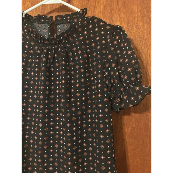 Shirt Size Medium - Image 2