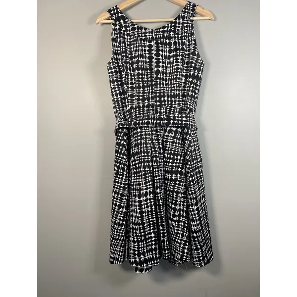 Calvin Klein Black‎ White Pleated Sheath Dress Career Sleeveless Size 8 P Belted - Image 6