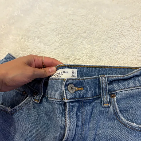 Abercrombie & Fitch Womens Dad Shorts HR Raw Hem 14 Denim Preppy Cotton Resort - Image 4