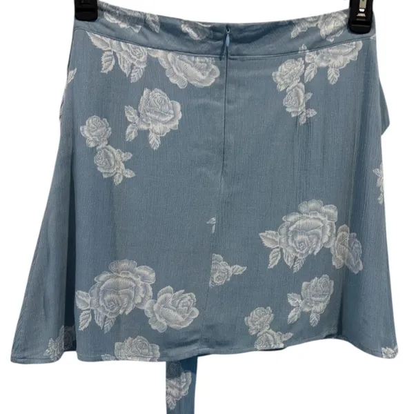 NWT Sadie & Sage Light Blue Faux Wrap Skirt - Image 4