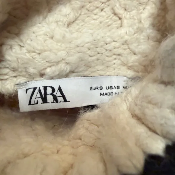 Zara Chunky Cable Knit Sweater | Black & Ivory Graphic | Mock Neck | Oversized S - Image 4
