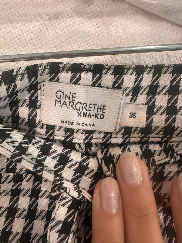 NA-KD houndstooth flared pants  - Image 5