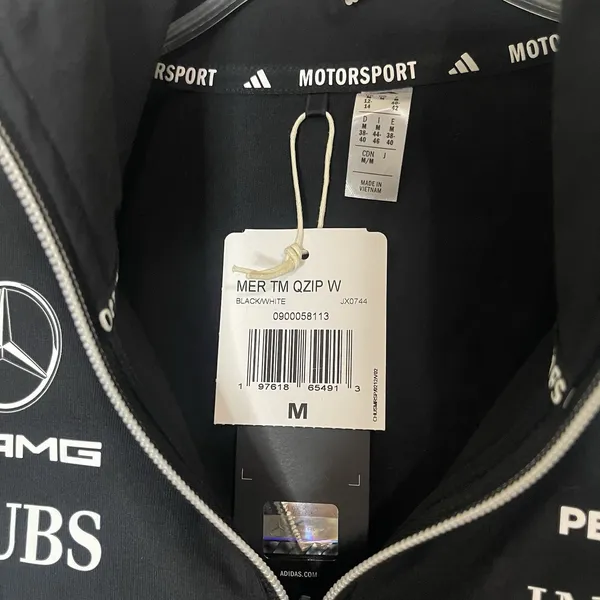 NEW Adidas Mercedes AMG Petronas Formula 1 Team Engineers Quarter Zip sweatshirt - Image 4