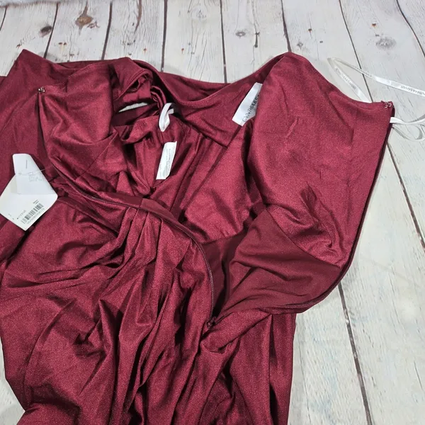 Cynthia & Sahar‎ *Flawed* Mermaid Dress with Slight Train in Cabernet CS108 XL - Image 7