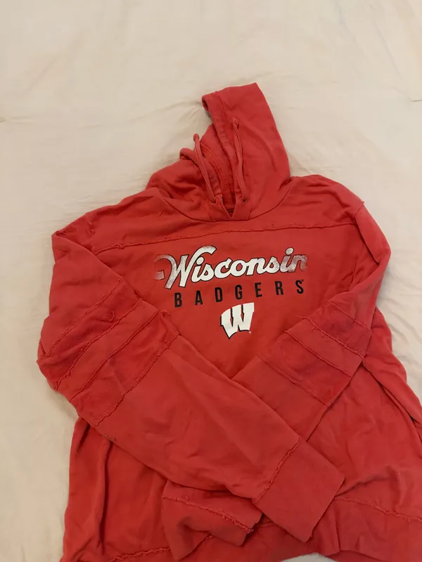 Wisconsin Badgers Sweatshirt Red Size 1X - Image 2