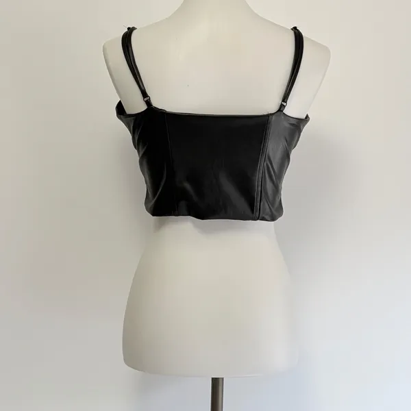 Express Body Contour Corset Top Medium Black Faux Leather Bustier Cropped Cai - Image 5