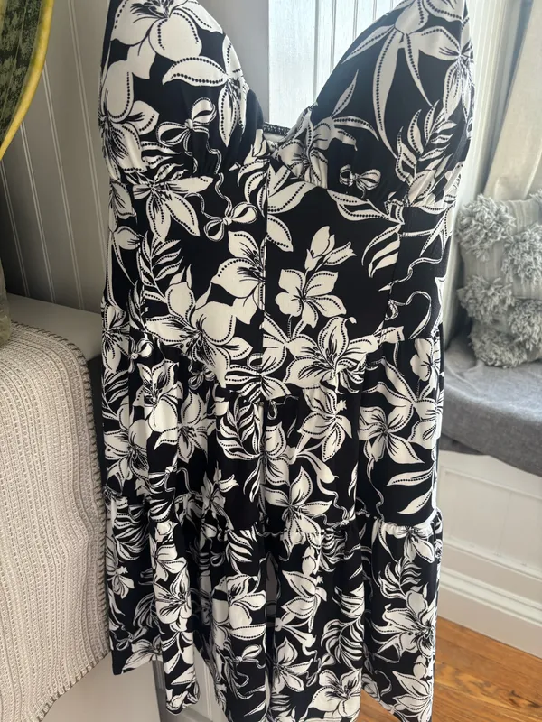 Summer Dress No Boundaries Floral - Image 4