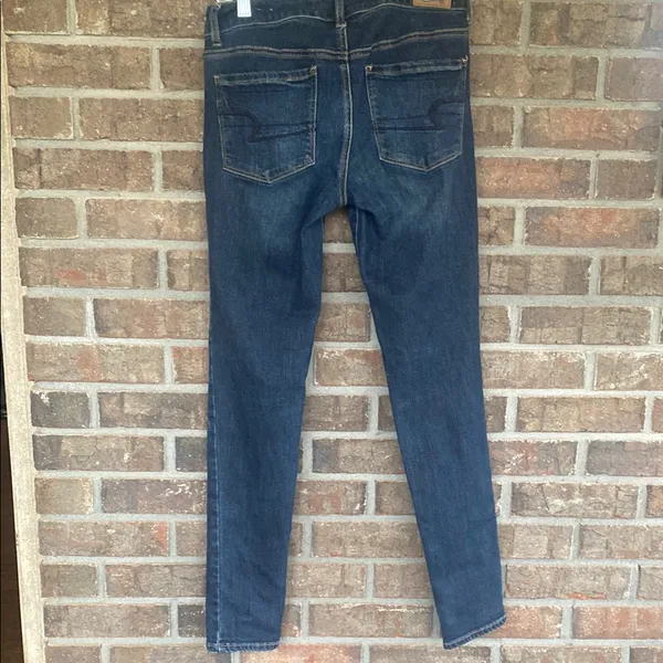 American Eagle Outfitters Women’s Dark Blue Distressed Skinny Jeans - Image 2
