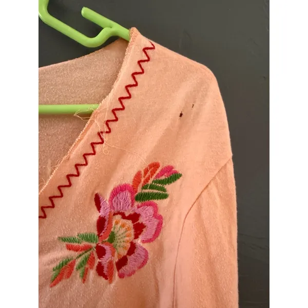 Boho Peach Long‎ Sleeve Embroidered Floral Love V-Neck Top Lettuce Trim Y2K - Image 2