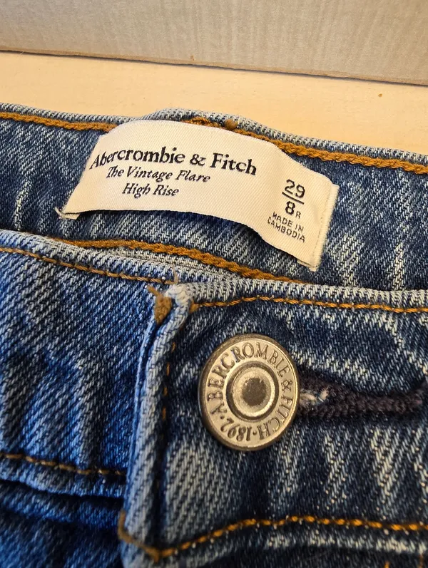 {29/8} Abercrombie & Fitch The Vintage Flare High Rise Dark Blue Jeans - Image 9