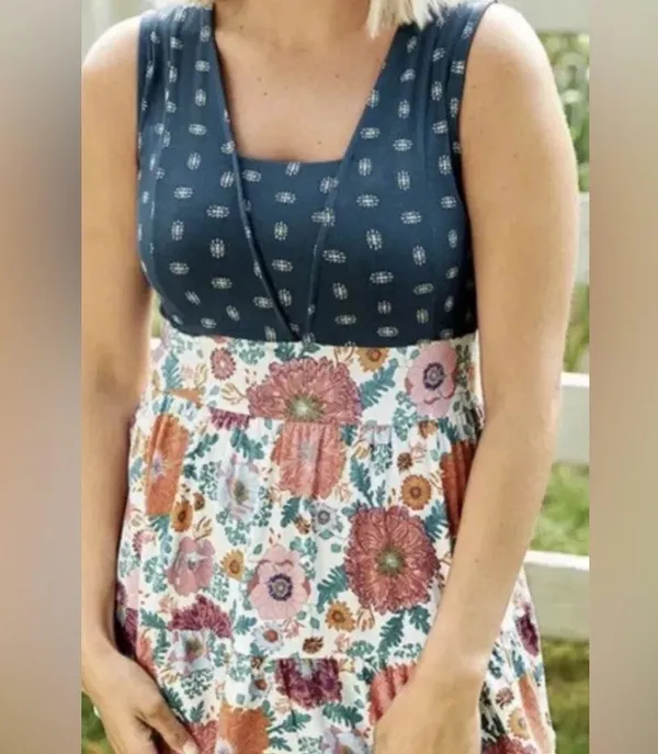Matilda Jane sz small womens wide strap tank blue top with floral design bottom - Image 3