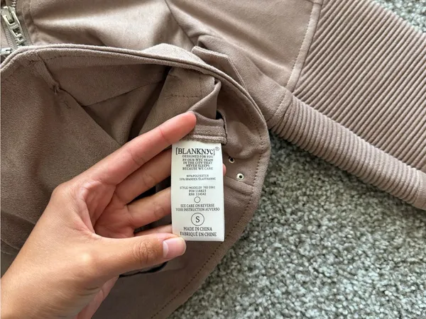 Blank NYC Mauve-Taupe Faux Leather Moto Fall Jacket NEW Size Small - Image 3