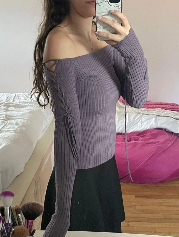 Off The Shoulder Top Purple - Image 2