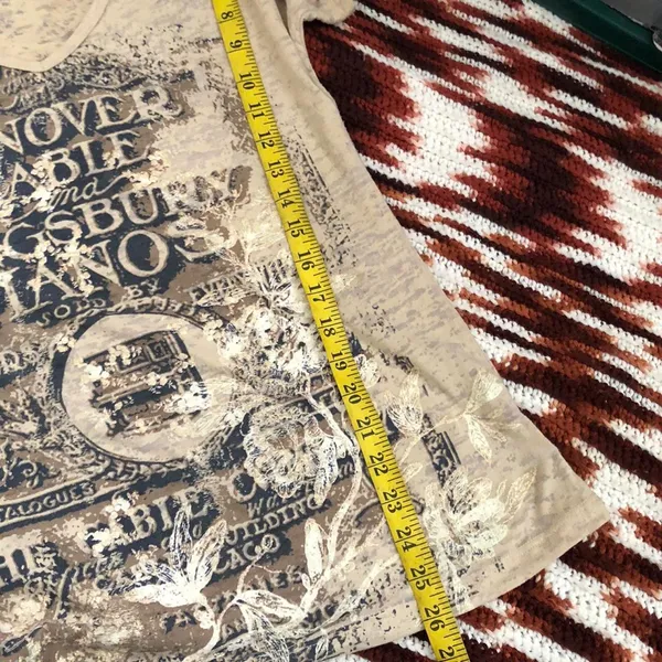2000s Y2K V-neck fitted gothic grunge whimsygoth graphic tee long top shirt blouse henley short sleeve tan beige cream brown black #streetwear Size S-measurement in pics - Image 7