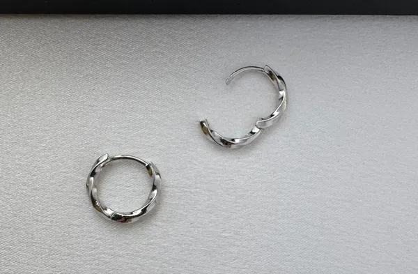 15mm Small Twist Silver Hoop Earrings for Men Women,Punk Hip Hop Unisex Style - Image 3
