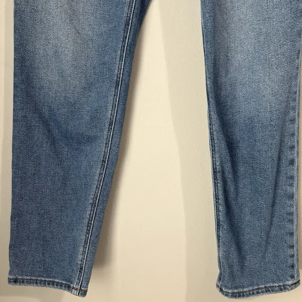 American Eagle Stretch Mom Jeans High Rise Women's Size 4 Regular Medium Wash - Image 3