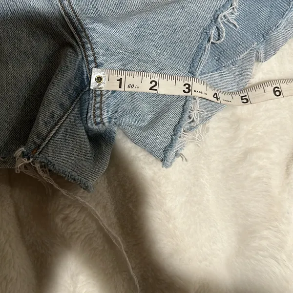 American Eagle size 6 High Rise rainbow patchwork 90’s Boyfriend Shorts - Image 9