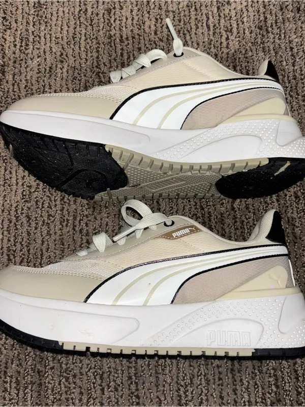 Puma Cream/Tan Lace-Up Sneakers - Image 3
