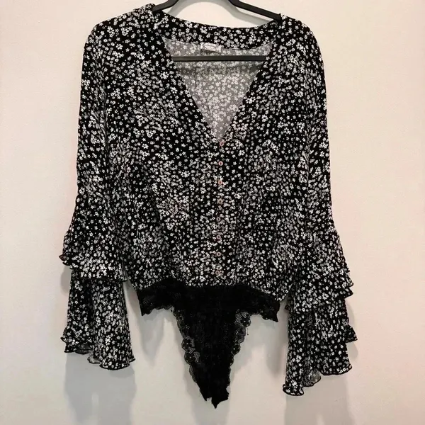Free‎ People Ditsy Floral Black Lace Bodysuit Dramatic Ruffle Long Sleeve… - Image 3