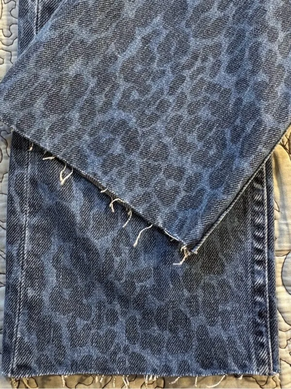 💥MOTHER Superior The Tomcat Sinister Leopard Print Raw Hem Ankle Jeans Size 24🧡 - Image 9