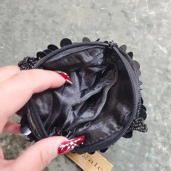 La Regale Sequin‎ Hand Bag - Image 5