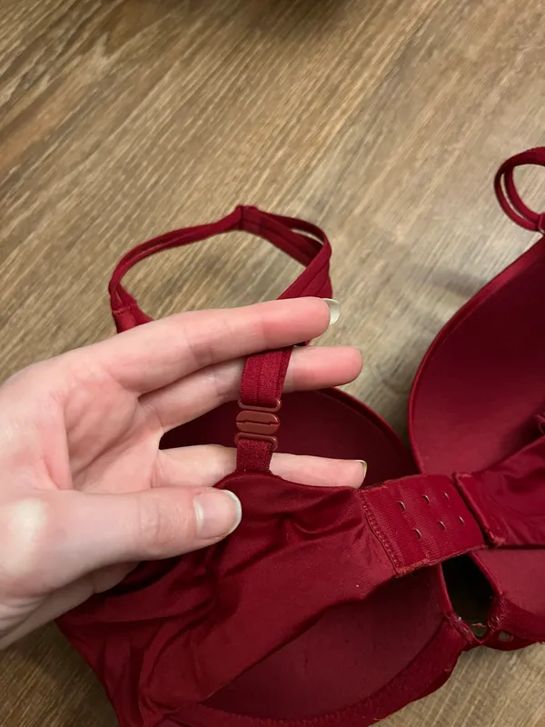 Victoria's Secret Bra - Image 3