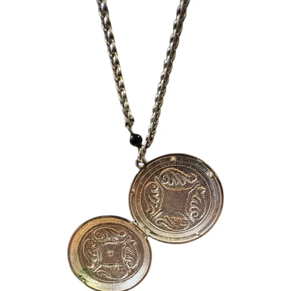 Vintage Black Onyx Cabochon Stone Silver Locket Necklace, One Size - Image 6