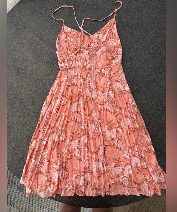 Petal & Pup coral floral midi dress with spaghetti straps, size 6 - Image 2