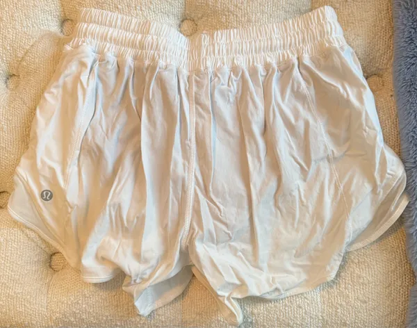 Lululemon Hotty Hot Shorts - Image 5