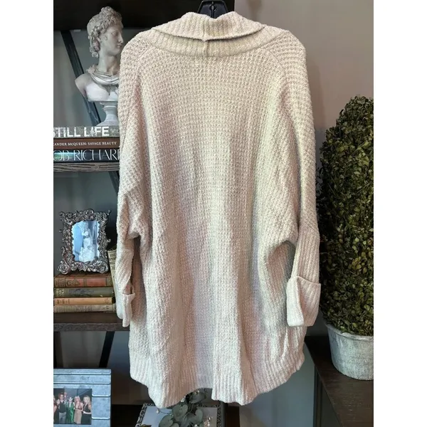 Barefoot Dreams CozyChic Open Front Chenille Shawl Cardi Seashell Womens Size L/ - Image 7