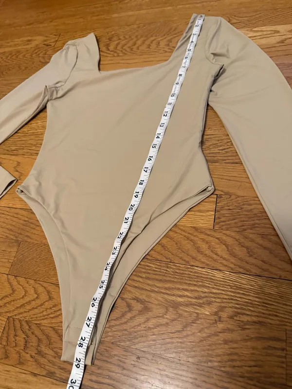 NWT Long Sleeve Square Neck Bodysuit in beige - Image 7
