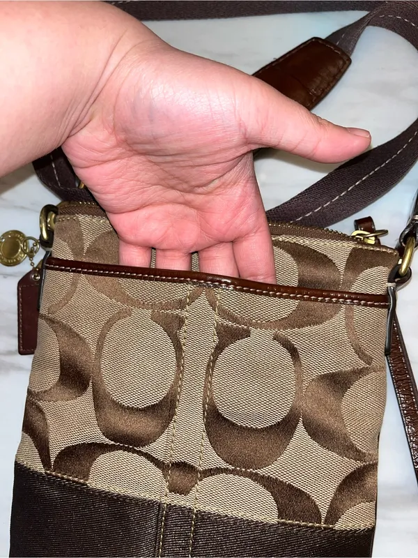 COACH L0649-10129 Y2K Signature Jacquard Crossbody Purse Brown - Image 10