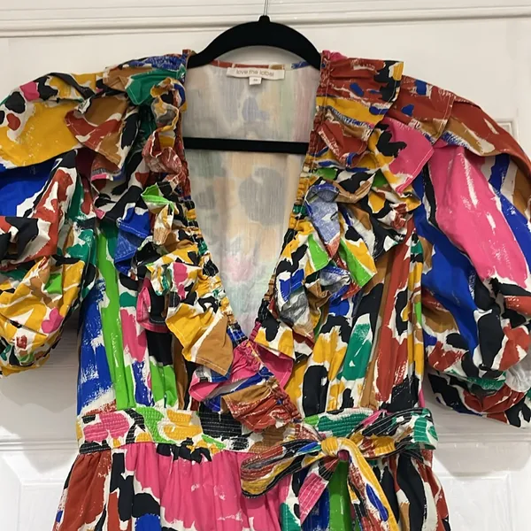 Colorful Abstract Print Mini Dress with Ruffle V-Neck - Image 3