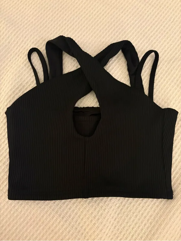 Year of Ours Black Crisscross Double-Strap Crop Bralette - Image 6