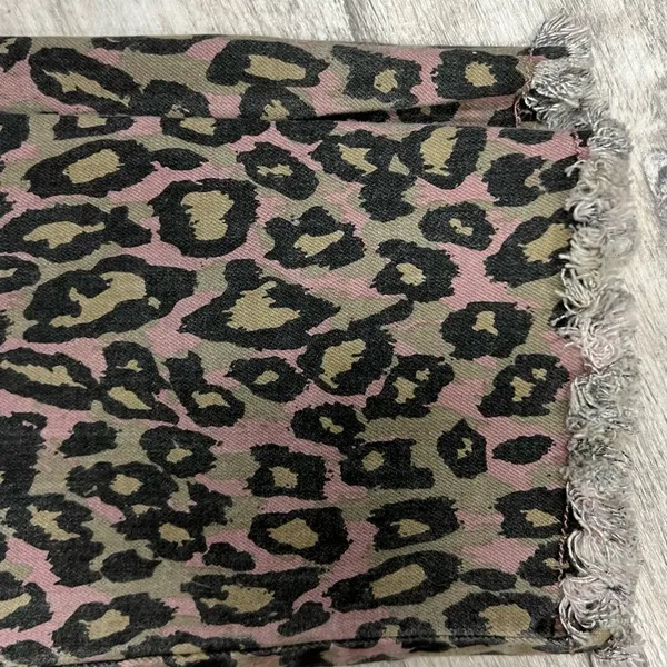 brand Cheetah Print jeans/pants - Image 7